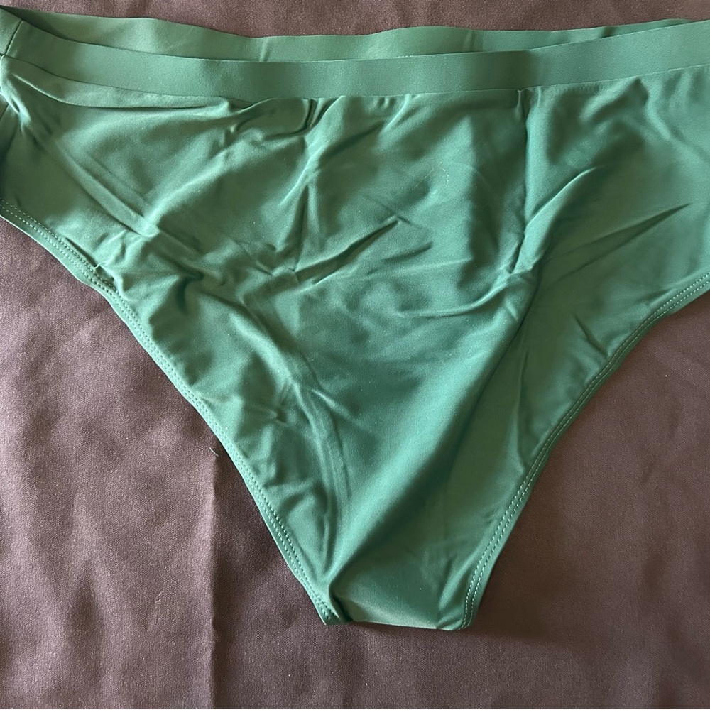 Green one shoulder 2XL swim dress - Picture 4 of 5